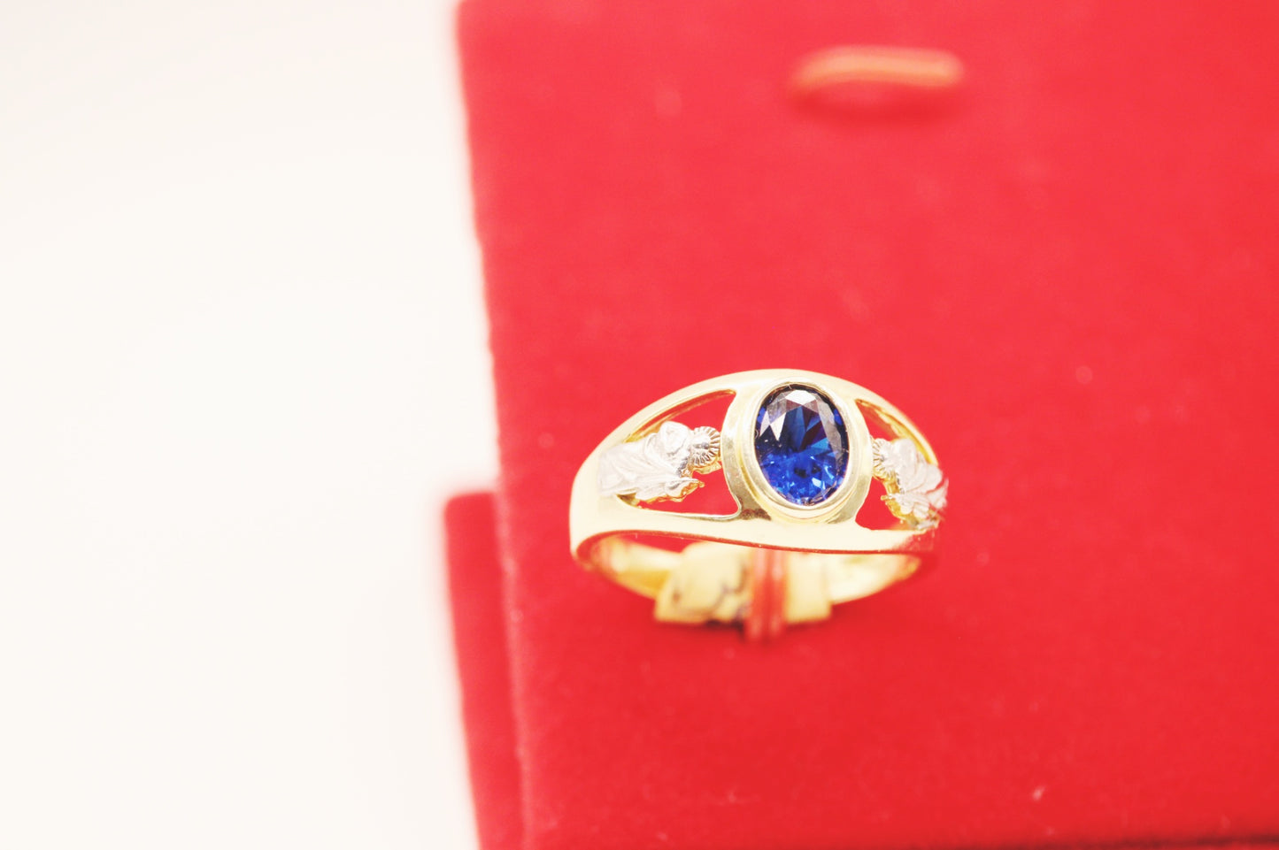 Blue stone men ring 14k