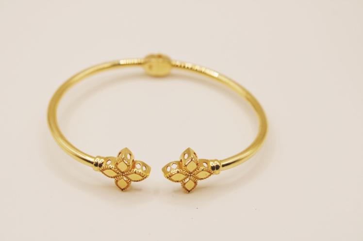 14k women fancy Bracelet