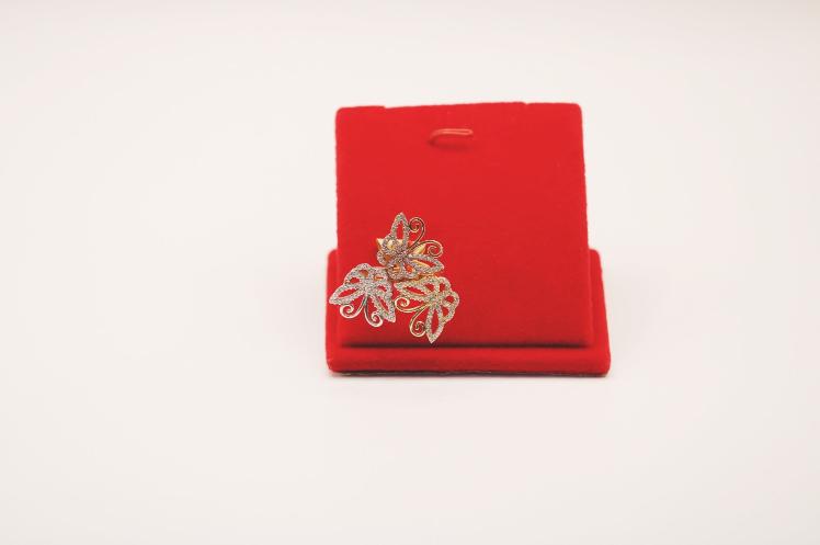 three butterfly women ring 14k