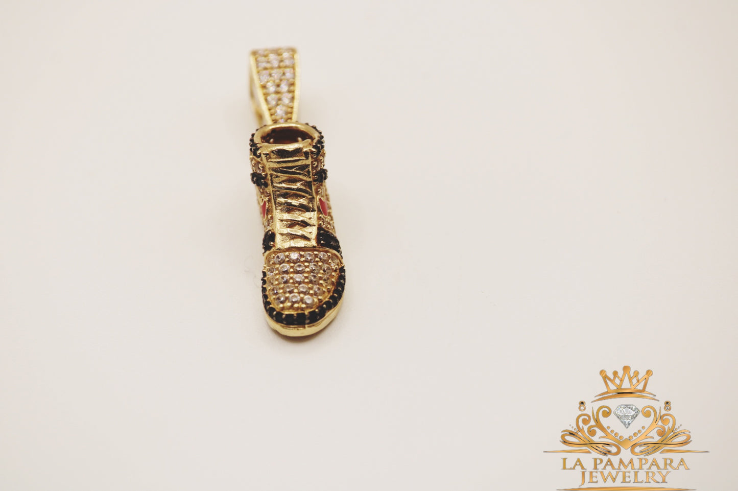 Fancy shoes pendant 14k