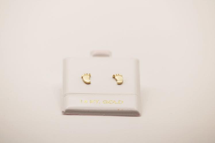 Small baby foot Earring 14k