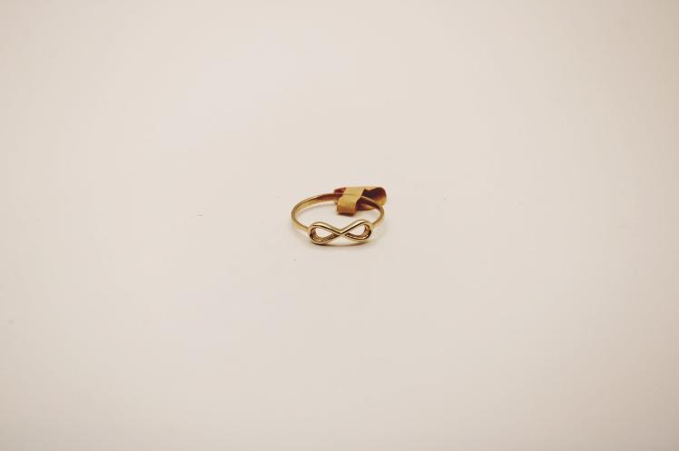 Infiniti women ring 14k