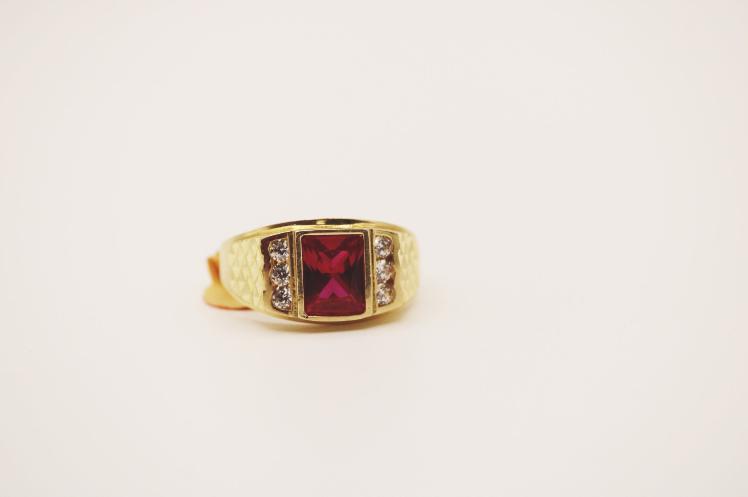 Red stone men ring 14k