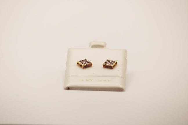 Square Unix sex earring 14k