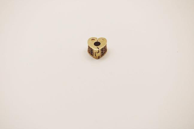 Small heart Bracelet charm 14k