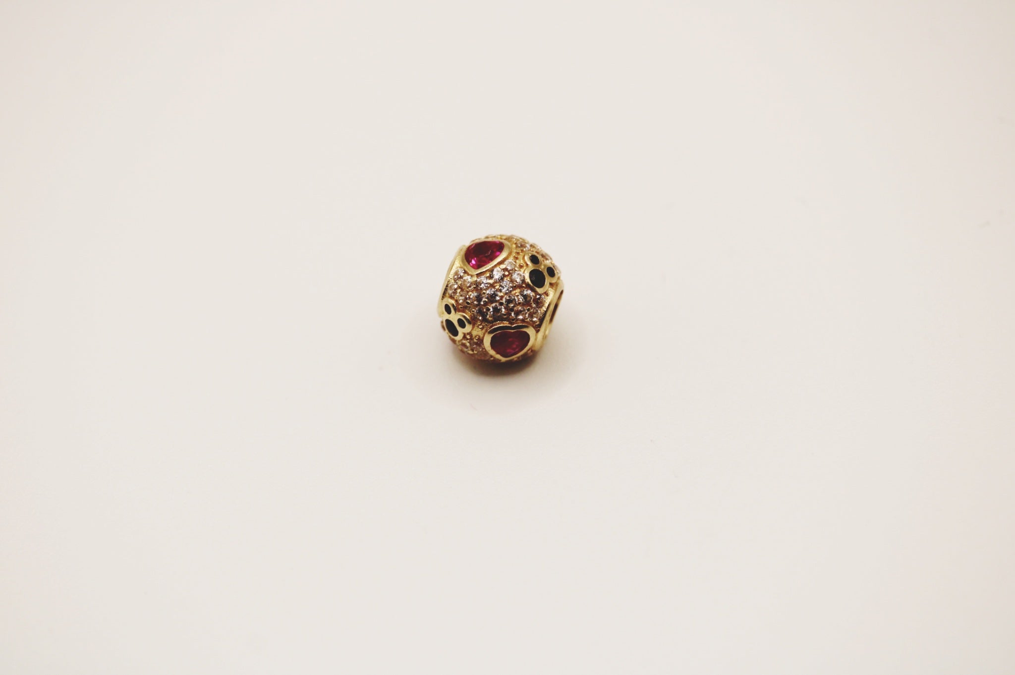 Round colors charm 14k