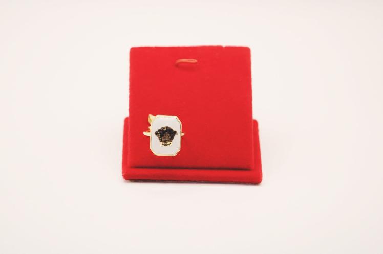 White face women ring 14k