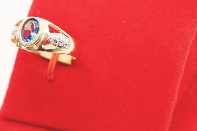Virgen Blue stone men ring 14k