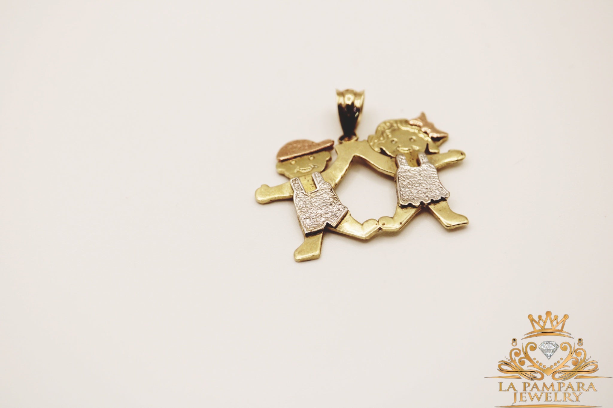 two  girl pendant 14k