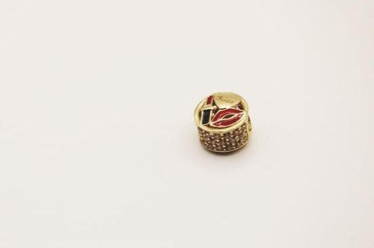 Kiss lips tic Bracelet charm 14k