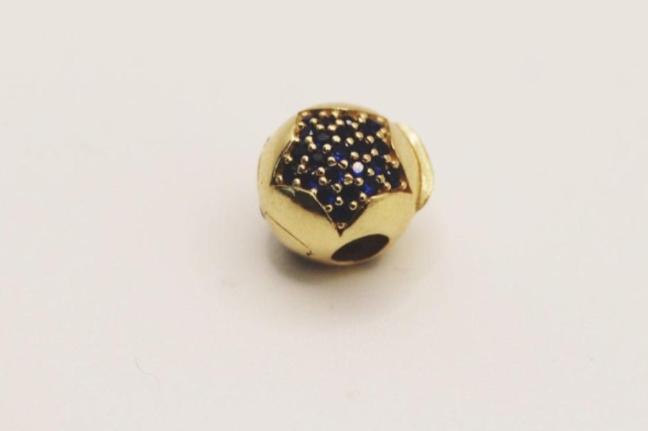 Blue star on side charm 14k