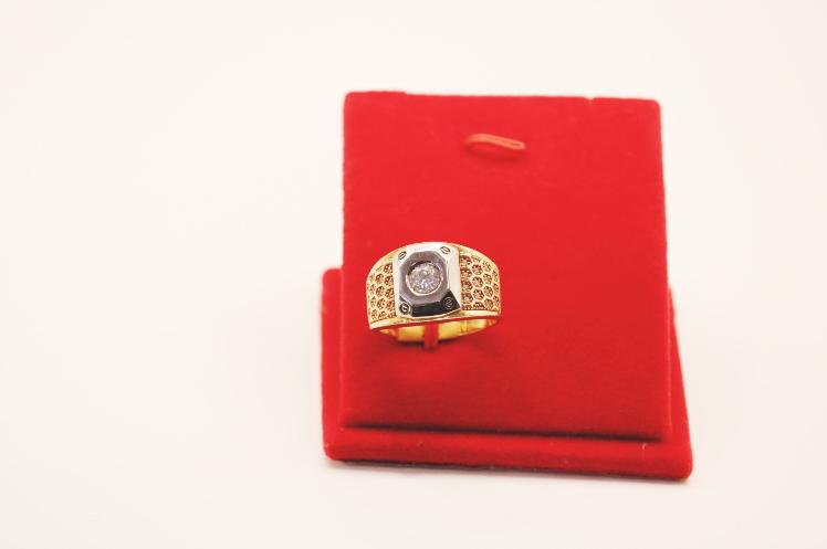 White and yellow gold men ring 14k