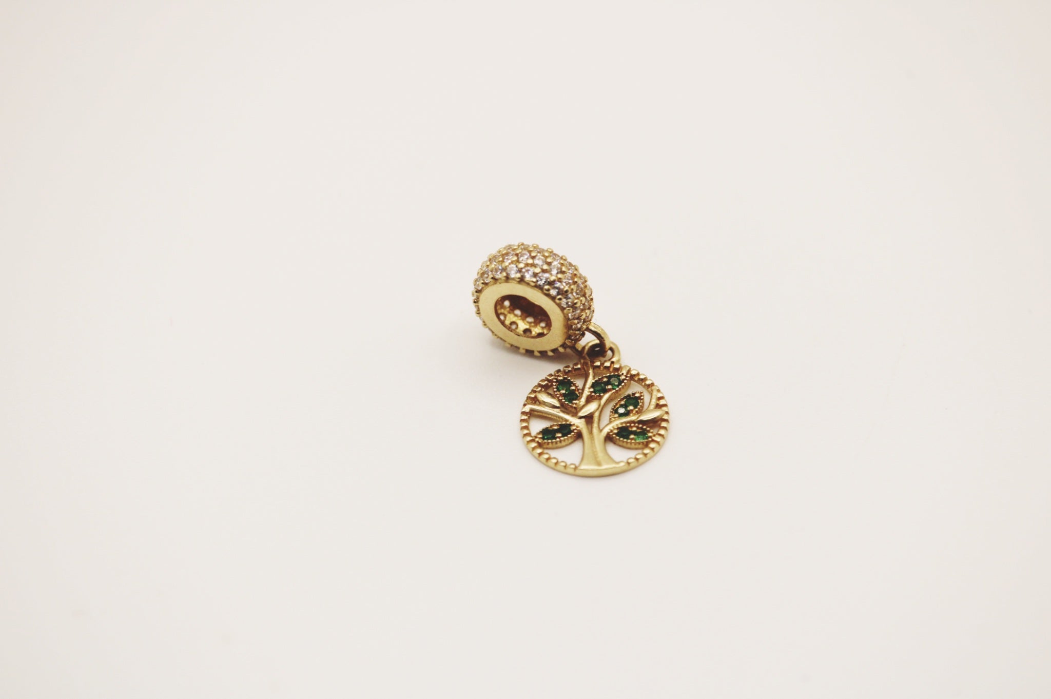 Tree of like green leaved charm 14k