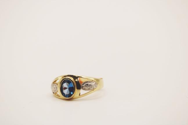 Virgen Blue stone men ring 14k