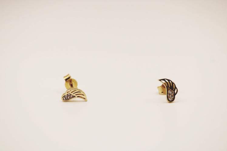 Small wings 14 Earring