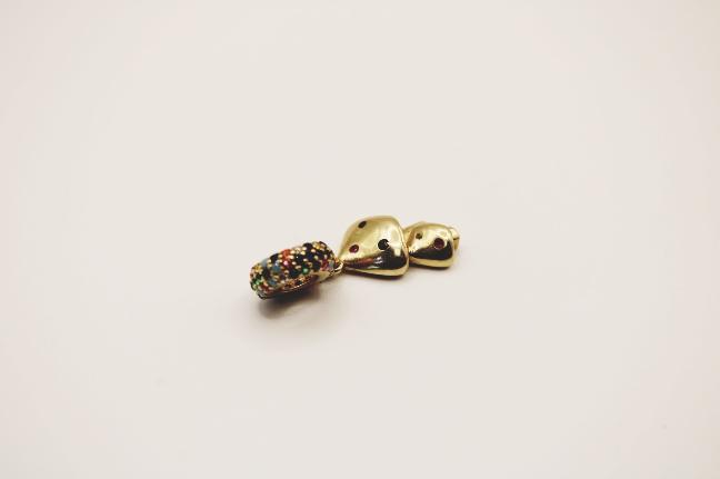 Colorful Hongo charm 14k