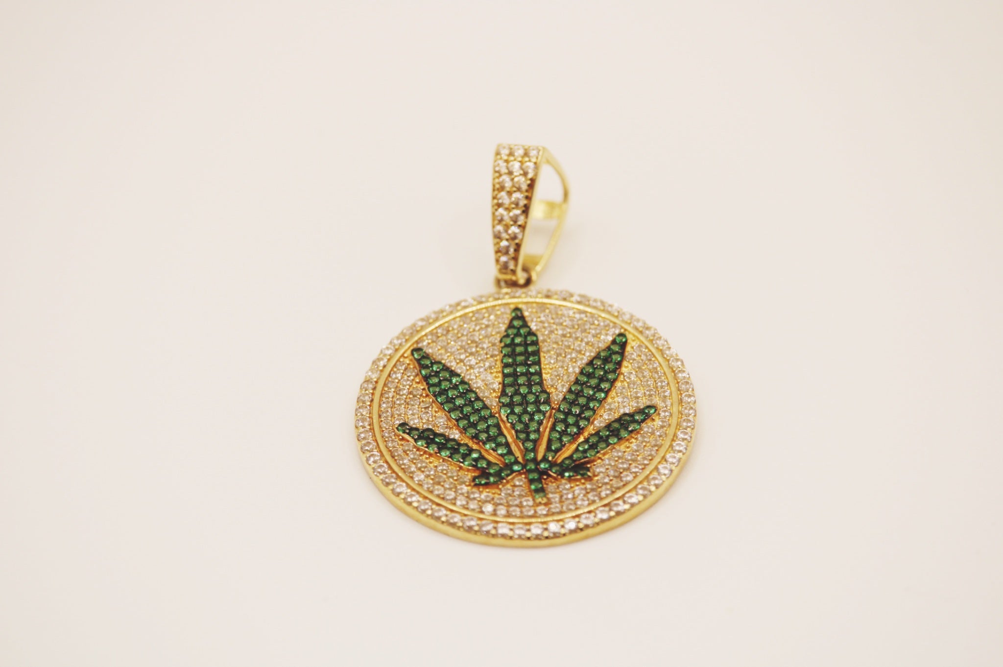 green leaf pendant 14k