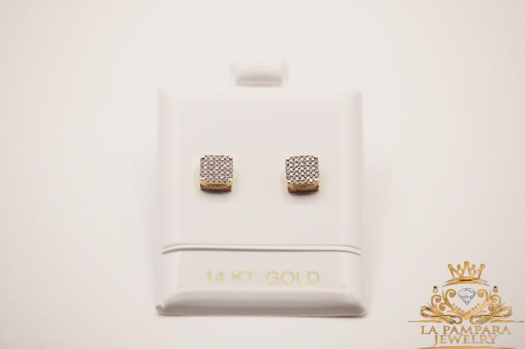 New earring square cz 14K