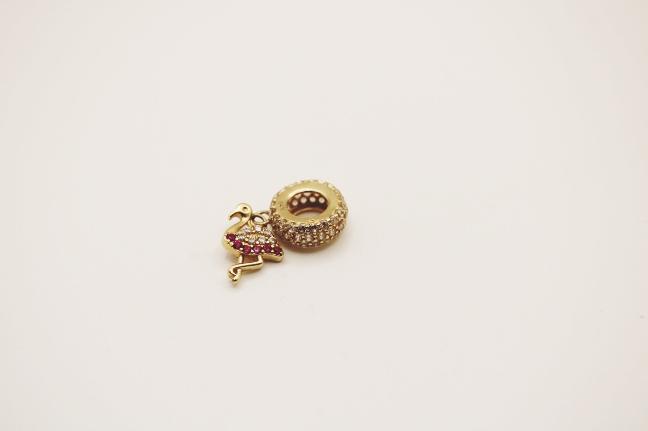 Flamenco charm 14k