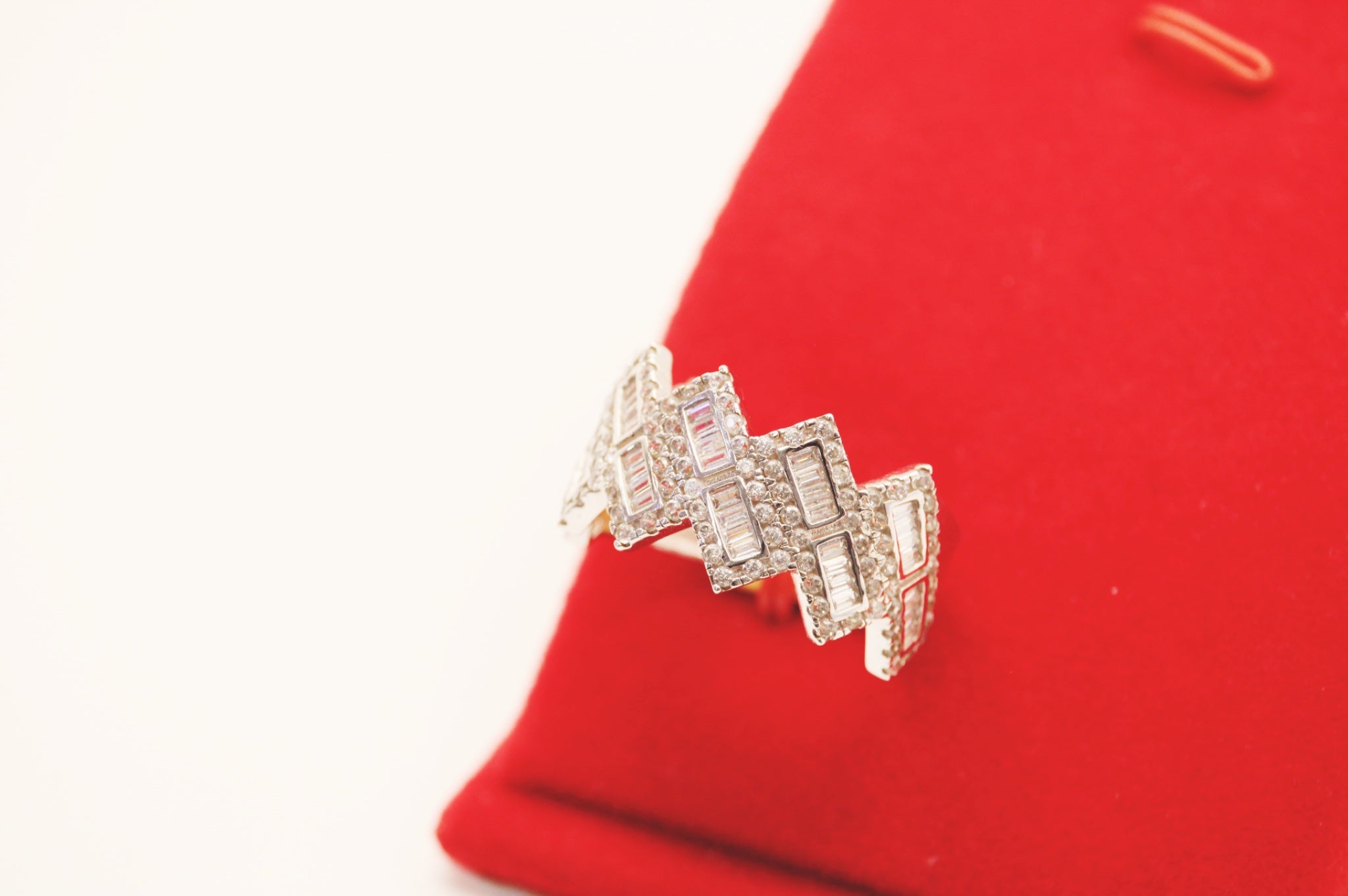 Fancy white gold Cuban link Ring 14k